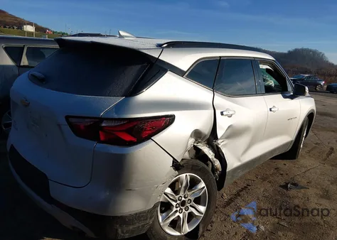 2020 Chevrolet Blazer Fwd 1Lt из США, поврежденный, VIN 3GNKBBRA2LS704022